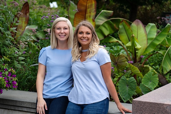 How Do Professional Photographers Capture Authentic Emotions in Portraits?