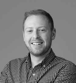 Dylan Singer Headshot Photo